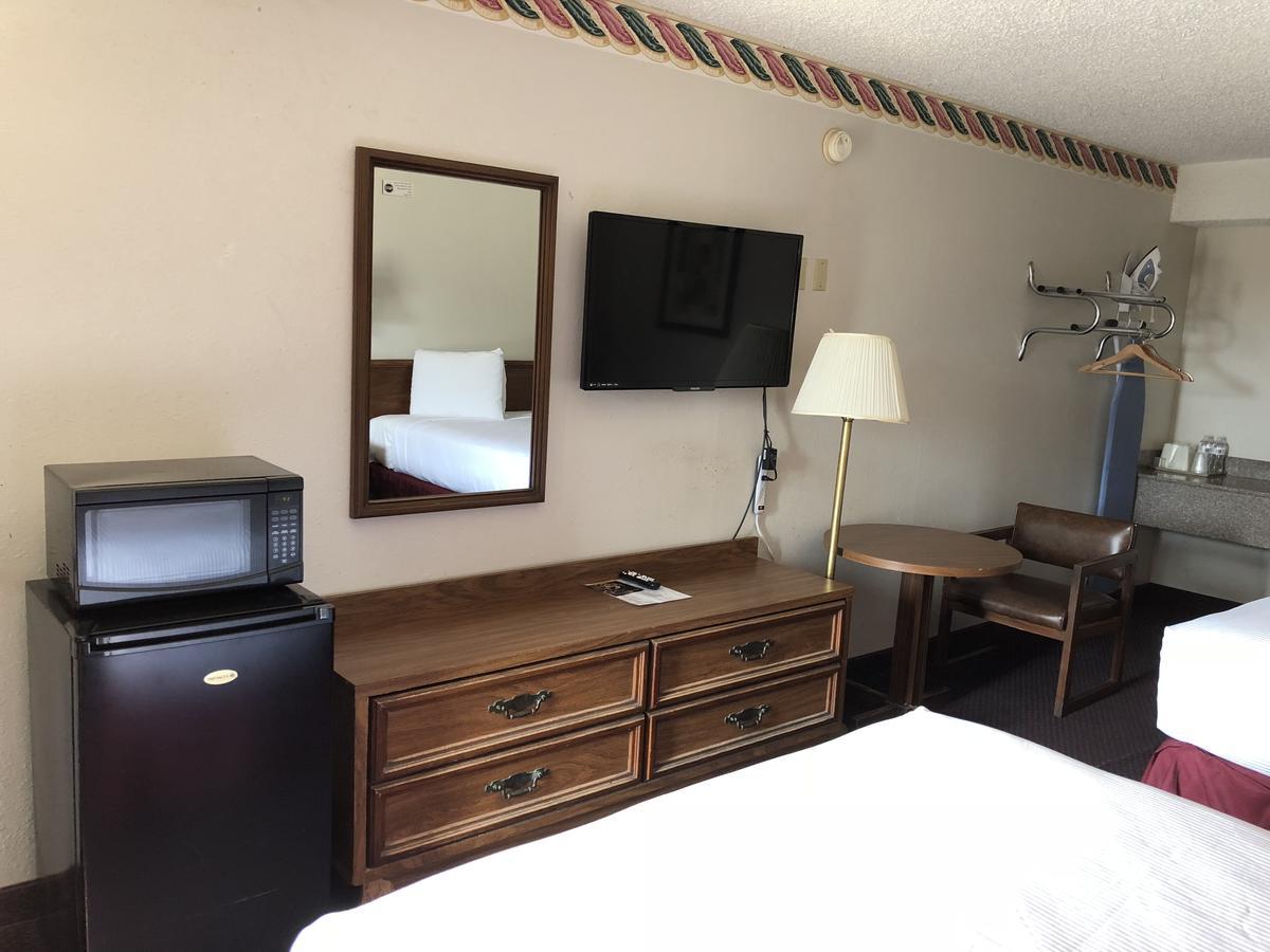 Rexdale Inn Seminole Экстерьер фото