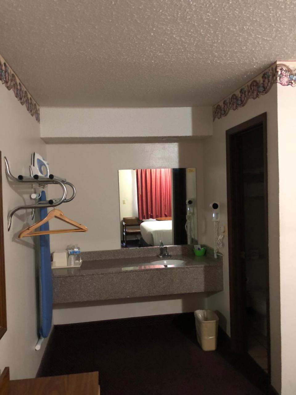 Rexdale Inn Seminole Экстерьер фото